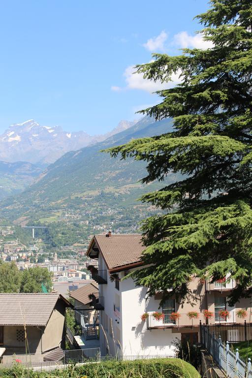 Monte Emilius Hotel Aosta Exterior photo