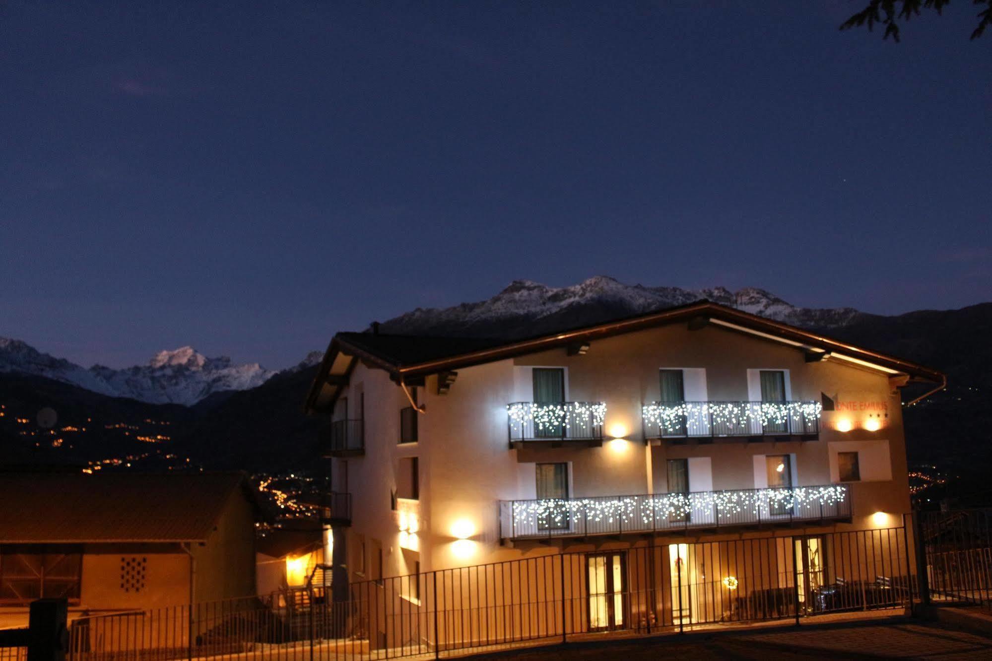 Monte Emilius Hotel Aosta Exterior photo